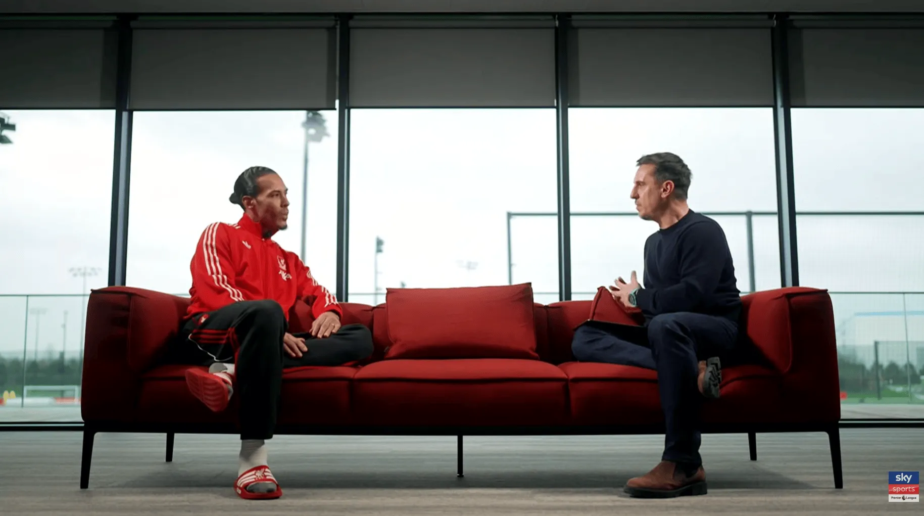 开云登录入口地址-范戴克：我更倾向运动战进球，但能得分任何方式都是好方式