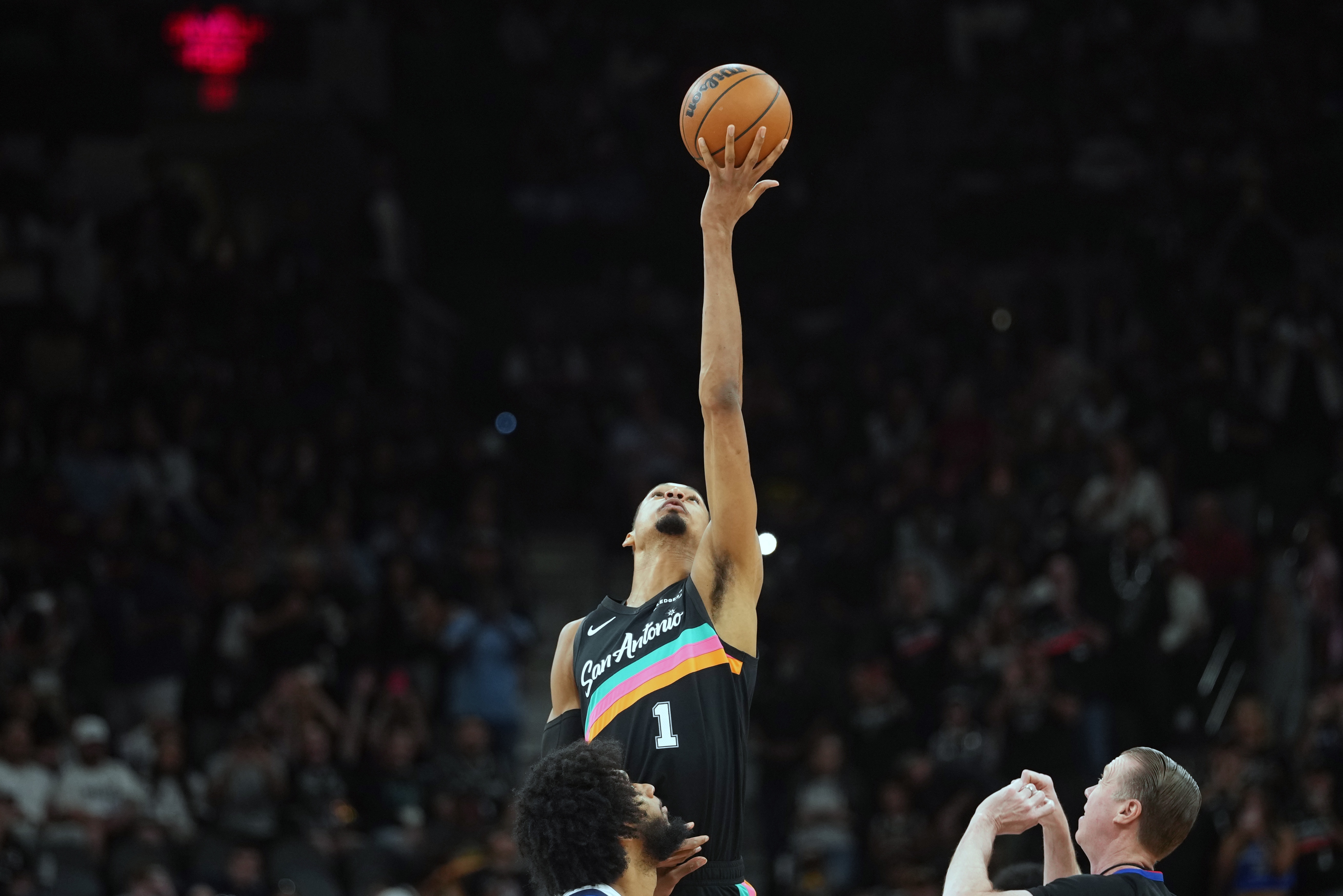 开云在线开户-大球：只要文班不受伤我觉得他能成为GOAT 我是认真的